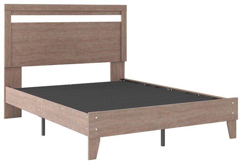 Flannia Queen Panel Bed