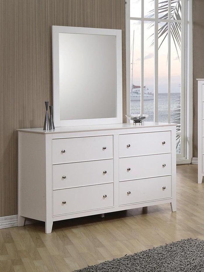 Selena 6-drawer Dresser Cream White in Bronx, NY Selena 6-drawer Dresser Cream White in Bronx, NY